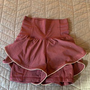 Lululemon Fast and Free 2-in-1 shorts size 4 burgundy